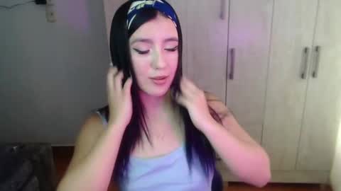 velvet_28_ online show from November 2025 02:07:02 PM