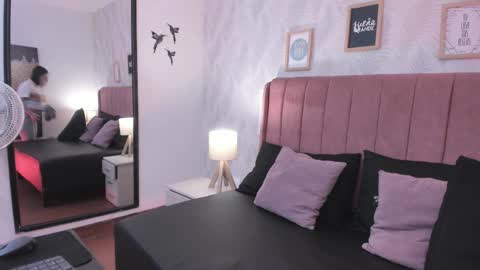 Snapshot of velvet_golden chatting on November 2025 02:07:02 PM velvet_golden online show from November 2025 02:07:02 PM