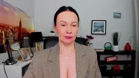 Snapshot of velvet_jasmine chatting on September 2025 05:34:02 AM Jasmine online show from September 2025 05:34:02 AM