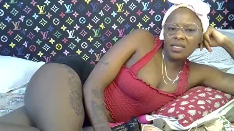 Snapshot of velvet_temptress chatting on October 2025 07:40:01 AM velvet online show from October 2025 07:40:01 AM