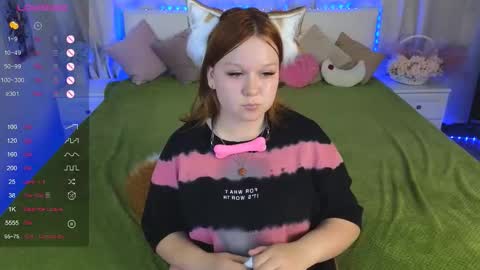 velvetvixonx online show from September 2025 06:29:02 PM