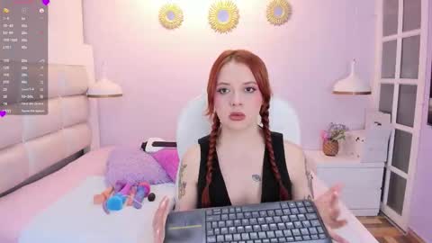 Yvonne online show from September 2025 08:54:02 PM