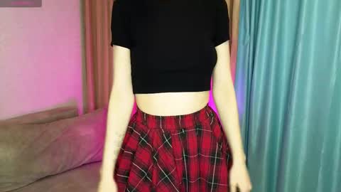 Jeny online show from November 2025 04:29:01 PM