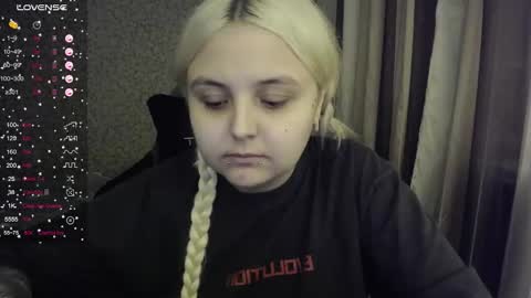 Snapshot of vendymories chatting on September 2025 01:32:02 AM eva 3 online show from September 2025 01:32:02 AM