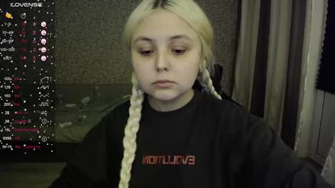 Snapshot of vendymories chatting on October 2025 11:14:01 PM eva 3 online show from October 2025 11:14:01 PM