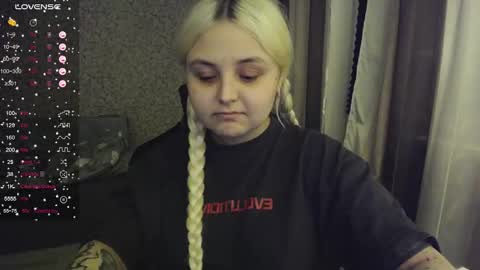 Snapshot of vendymories chatting on October 2025 05:47:01 PM eva 3 online show from October 2025 05:47:01 PM