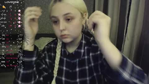 Snapshot of vendymories chatting on October 2025 09:59:01 PM eva 3 online show from October 2025 09:59:01 PM