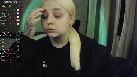 Snapshot of vendymories chatting on October 2025 03:31:02 AM eva 3 online show from October 2025 03:31:02 AM