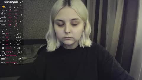 Snapshot of vendymories chatting on October 2025 12:58:01 AM eva 3 online show from October 2025 12:58:01 AM