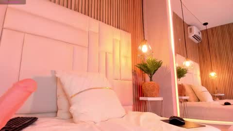 Snapshot of venezsofia chatting on November 2025 11:36:02 PM venez sofia online show from November 2025 11:36:02 PM