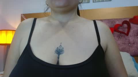 Snapshot of vennuss89 chatting on September 2025 09:03:02 AM vennuss89 online show from September 2025 09:03:02 AM