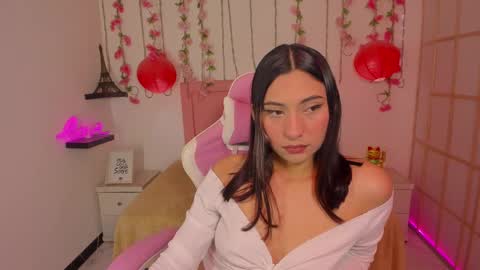 Mary online show from February 2025 08:54:02 PM