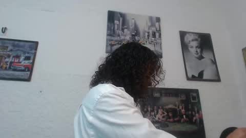 venus_lov online show from October 2025 10:24:01 AM