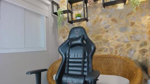 Venus Blazer  online show from November 2025 11:11:02 AM