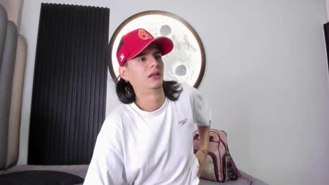 venuss09 online show from October 2025 08:43:02 PM