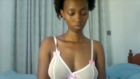 verabright online show from October 2025 07:47:01 PM