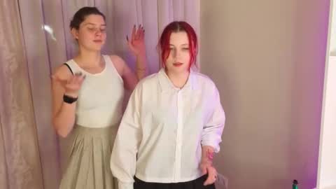Kate and Anna online show from October 2025 04:50:01 PM