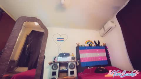 Vero Alva online show from November 2025 12:33:01 AM