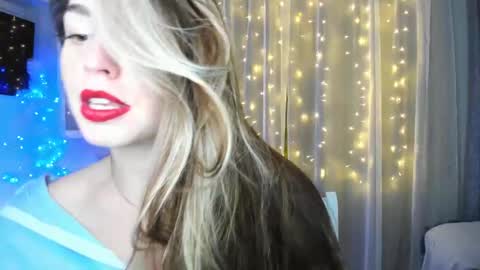 Lolitalolz online show from December 2024 11:28:01 PM