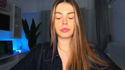 Lolitalolz online show from March 2025 09:51:02 PM