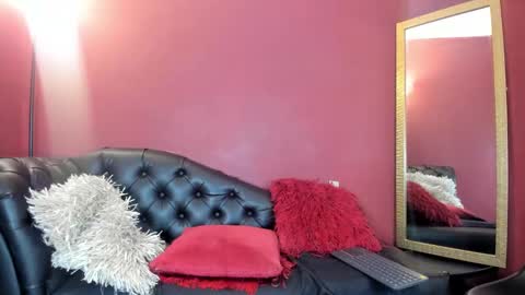 Vero online show from December 2024 04:11:02 PM