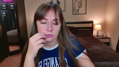 Snapshot of veronicafreman chatting on October 2025 05:19:02 AM Veronica online show from October 2025 05:19:02 AM