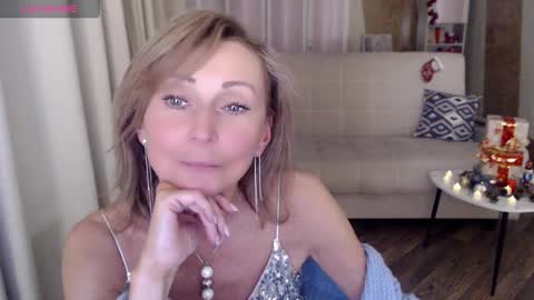 Helen online show from December 2024 11:06:02 AM
