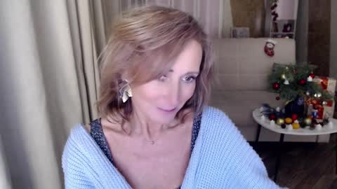 Helen online show from December 2024 11:49:02 AM