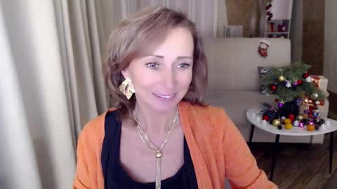 Helen online show from December 2024 10:59:01 AM