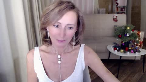Helen online show from December 2024 11:17:02 AM