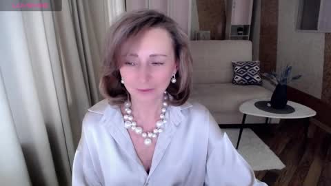 Helen online show from January 2025 05:05:02 AM