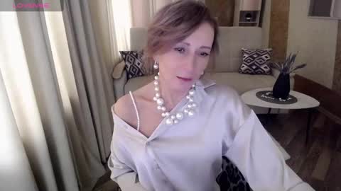 Helen online show from January 2025 08:42:01 AM