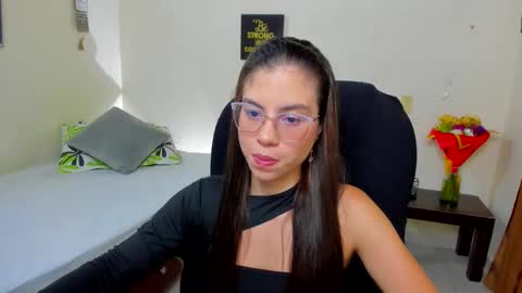 Veronica Miller online show from November 2025 01:19:01 AM