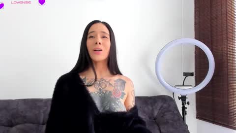 VeronicaTonu online show from September 2025 02:52:01 PM