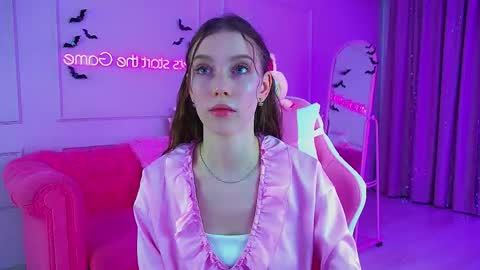 Snapshot of veronicavance chatting on November 2025 06:31:02 PM Veronica online show from November 2025 06:31:02 PM