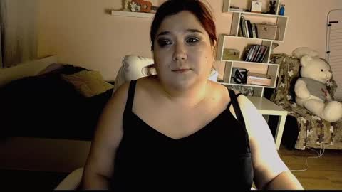 Snapshot of vi__vixen chatting on December 2024 05:58:01 PM Vi Vixen online show from December 2024 05:58:01 PM