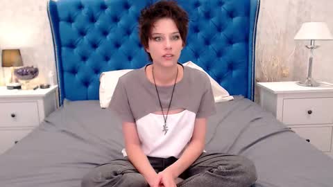 Via online show from October 2025 03:12:02 PM