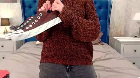 Via online show from November 2025 03:12:01 PM