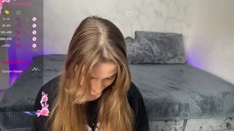 Snapshot of vibe_and_night chatting on October 2025 07:09:02 AM Vail and Nevada online show from October 2025 07:09:02 AM