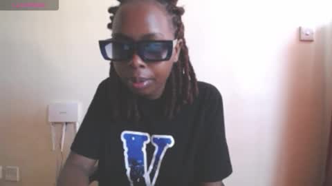 vicki staxxx online show from March 2025 01:49:01 PM