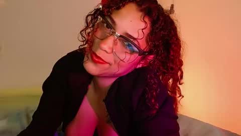 Vicky  online show from January 2025 03:15:02 AM