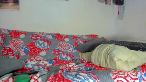 vicky manuela online show from December 2024 12:19:02 PM