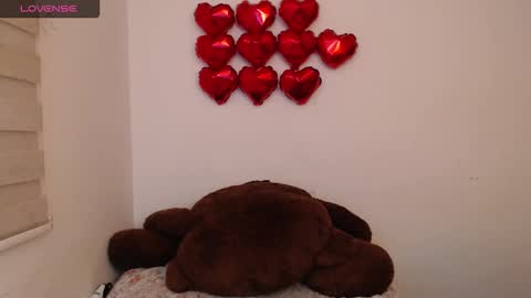 Snapshot of vicky_kolles chatting on September 2025 12:12:01 AM vicky kolles online show from September 2025 12:12:01 AM