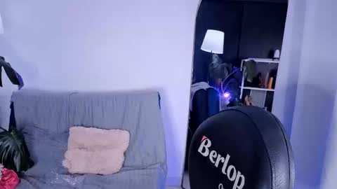 Vicky Greys online show from October 2025 06:40:01 PM