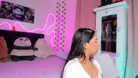 VICTORIA 3 online show from October 2025 10:32:02 PM