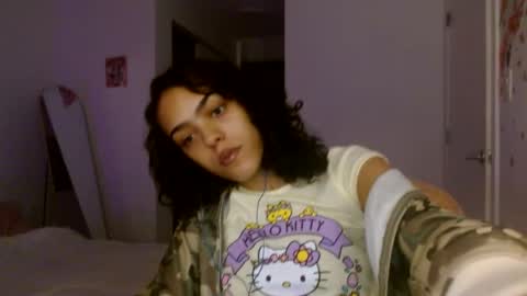 Snapshot of vickyyyx chatting on October 2025 07:17:02 AM Goddess Victory online show from October 2025 07:17:02 AM