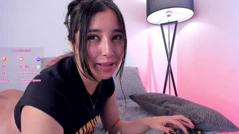 Victoria  online show from February 2025 01:52:01 PM