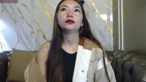 Snapshot of victoria017 chatting on October 2025 03:58:02 AM Victoria online show from October 2025 03:58:02 AM