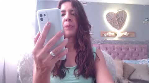Hi guys   Im victoria  Be the one who can control me in PVT online show from December 2024 01:28:01 PM