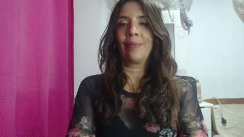 Hi guys   Im victoria  Be the one who can control me in PVT online show from February 2025 09:29:01 PM